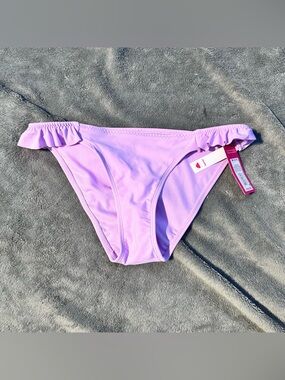 NWT! Xhilaration Junior’s Lavender Ruffle Cheeky Bottom - Juniors medium 4-6